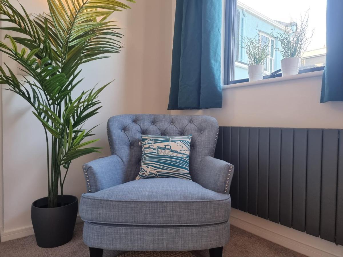 The Bunker-Luxe Central Falmouth Getaway With Stunning Sea Views Экстерьер фото