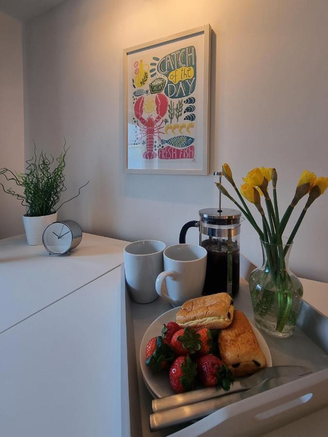 The Bunker-Luxe Central Falmouth Getaway With Stunning Sea Views Экстерьер фото