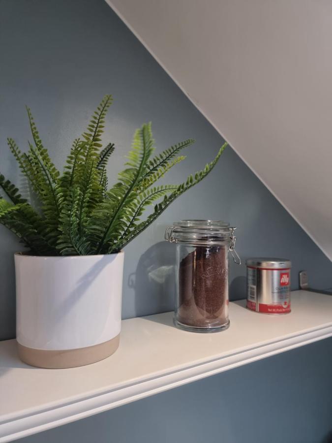 The Bunker-Luxe Central Falmouth Getaway With Stunning Sea Views Экстерьер фото